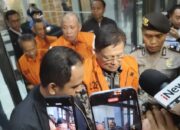 KPK Tahan 4 Tersangka Korupsi Asuransi Kapal PT Pelni, Negara Rugi Rp15,6 Miliar