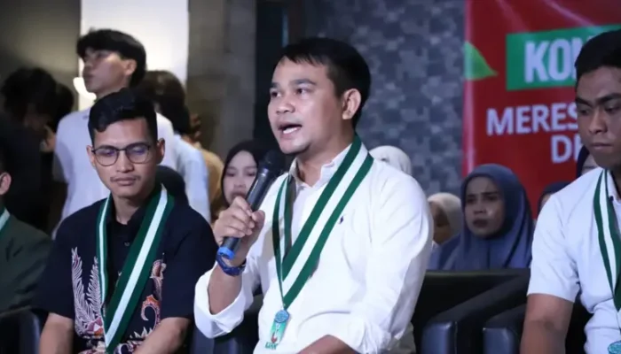 KAMMI Tegas Pasang Badan Tolak Aksi AMPB di DPR