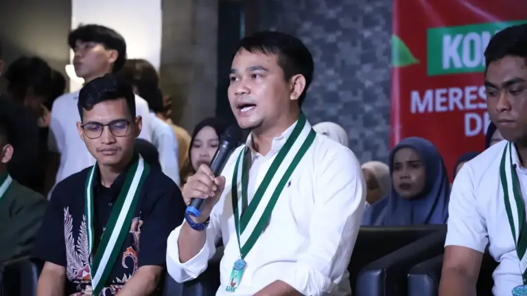 Ammi Tegas Pasang Badan Tolak Aksi Ampb Di Dpr