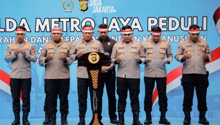 Polda Metro Jaya Peduli Bencana, Kirim 12 Truk Bantuan Kemanusiaan untuk NTT