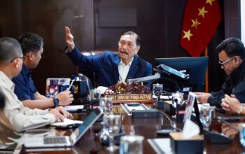 Luhut Rapat Dengan Kepala Bgn Sudaryono Koma