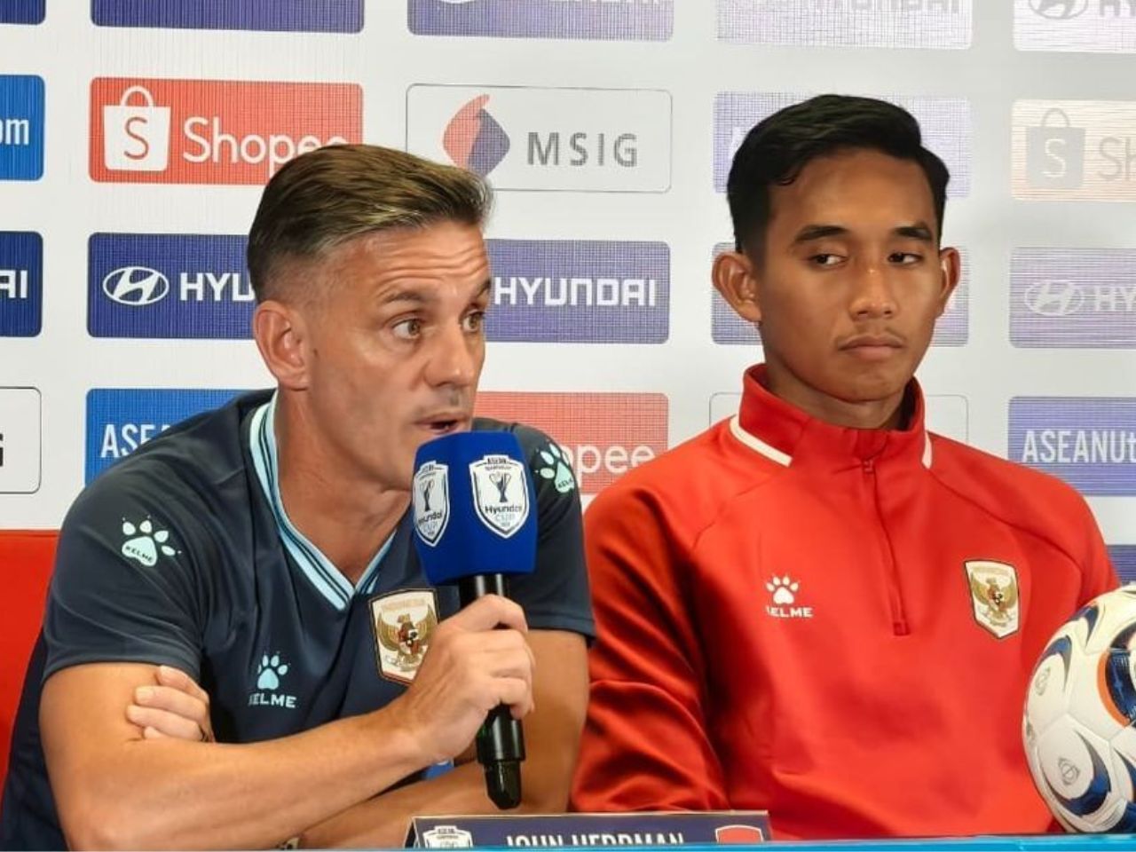 Pelatih John Herdman