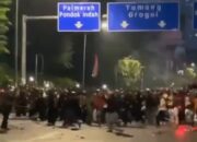 Fasilitas Umum Rusak Imbas Kerusuhan