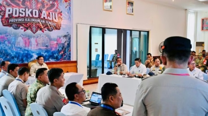 Presiden Prabowo Rapat Karhutla