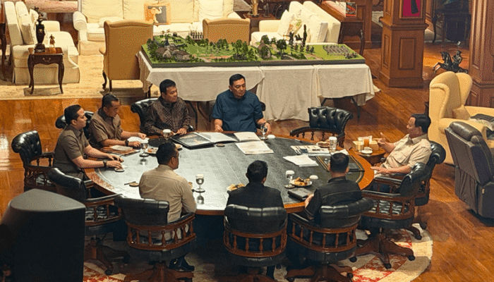 Bertemu Dirut Pertamina di Hambalang, Prabowo Perintahkan Pangkas Anak-Cucu BUMN