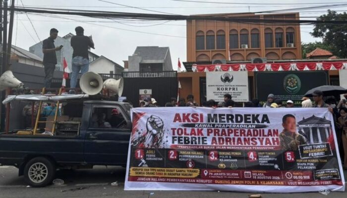 Sidang Praperadilan Febrie Adriansyah Dikawal Massa, Dua Kelompok Desak Hakim Tolak Gugatan