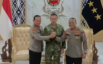 Kapolda Metro Jaya Dan Pangdam Jaya Mengunjungi Dankorbrimob Polri Dalam Rangka Memperkuat Soliditas Dan Sinergi Tni Polri 1785994408613 169
