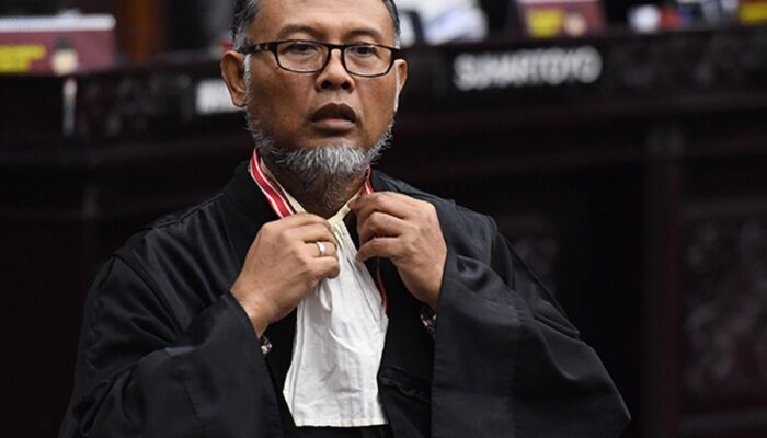 Bambang Widjojanto Garap Gugatan Gibran di MK, Rekam Jejak Sengketa Pilpres AMIN Kembali Disorot