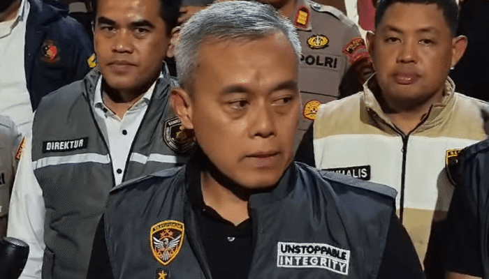 Kortas Tipidkor Polri Geledah Kantor dan Rumah Dinas Bupati Gowa, Bawa Dokumen dan Barang Elektronik