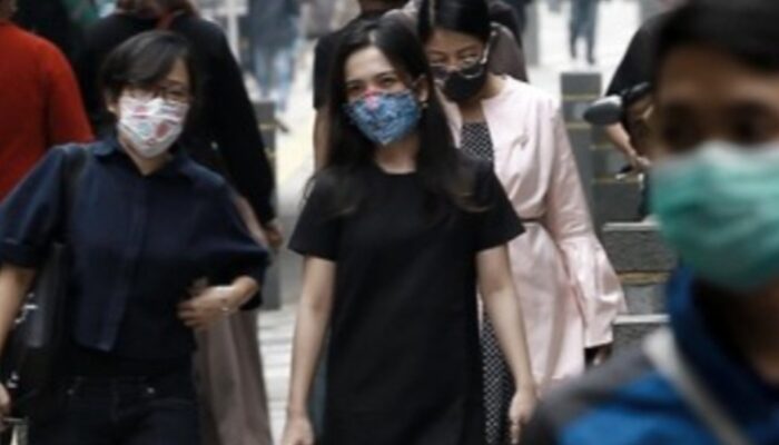 Harga Masker Mendadak Melonjak hingga 10 Kali Lipat