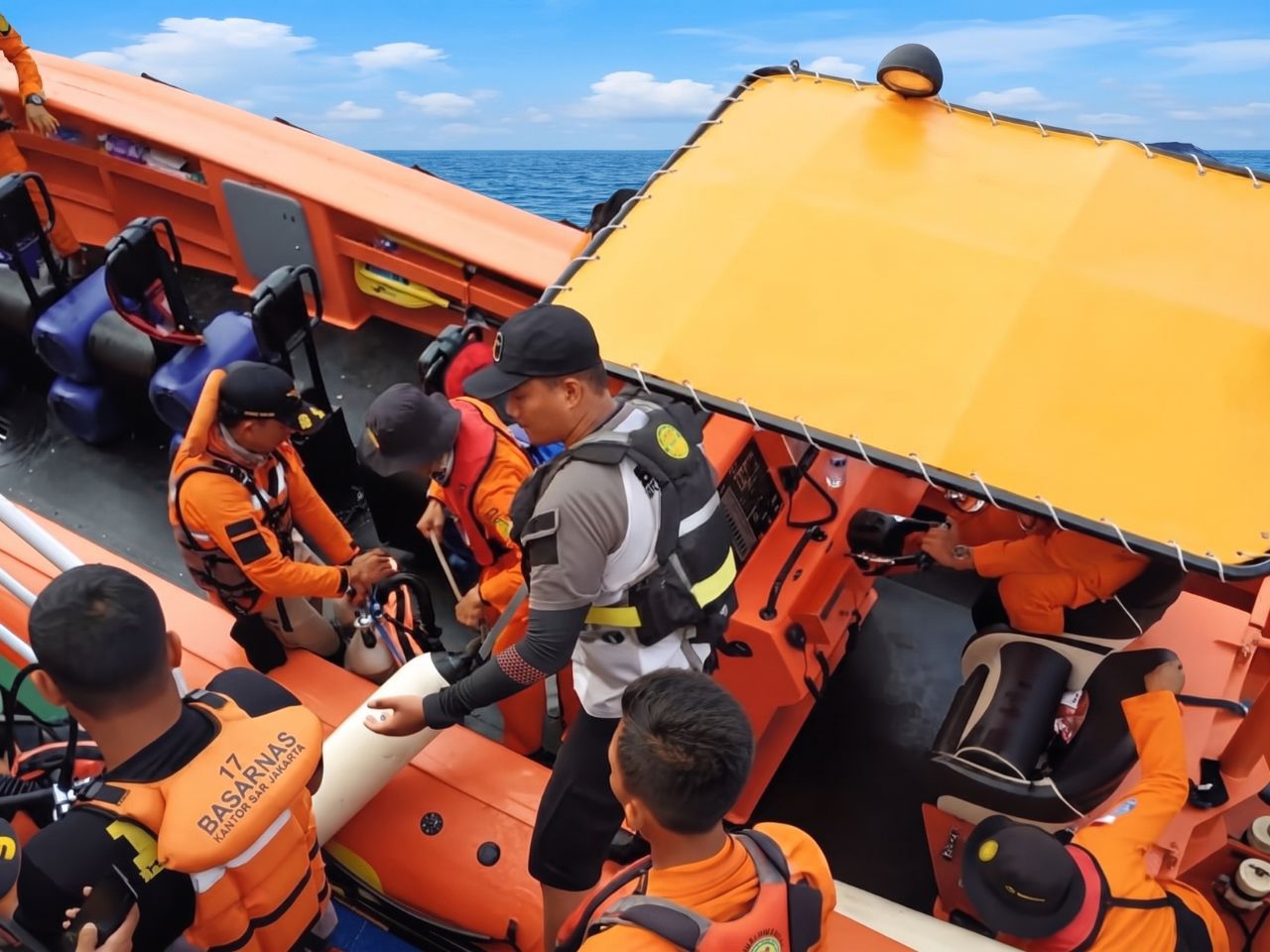 Kapal Speedboat Basarnas