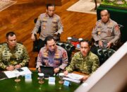 Prabowo Terima Panglima TNI dan Kapolri di Hambalang, Bahas Situasi Nasional dan Karhutla