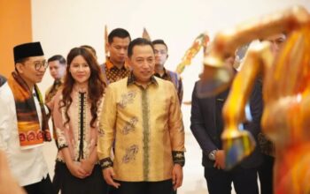 Kapolri Hadiri Pameran