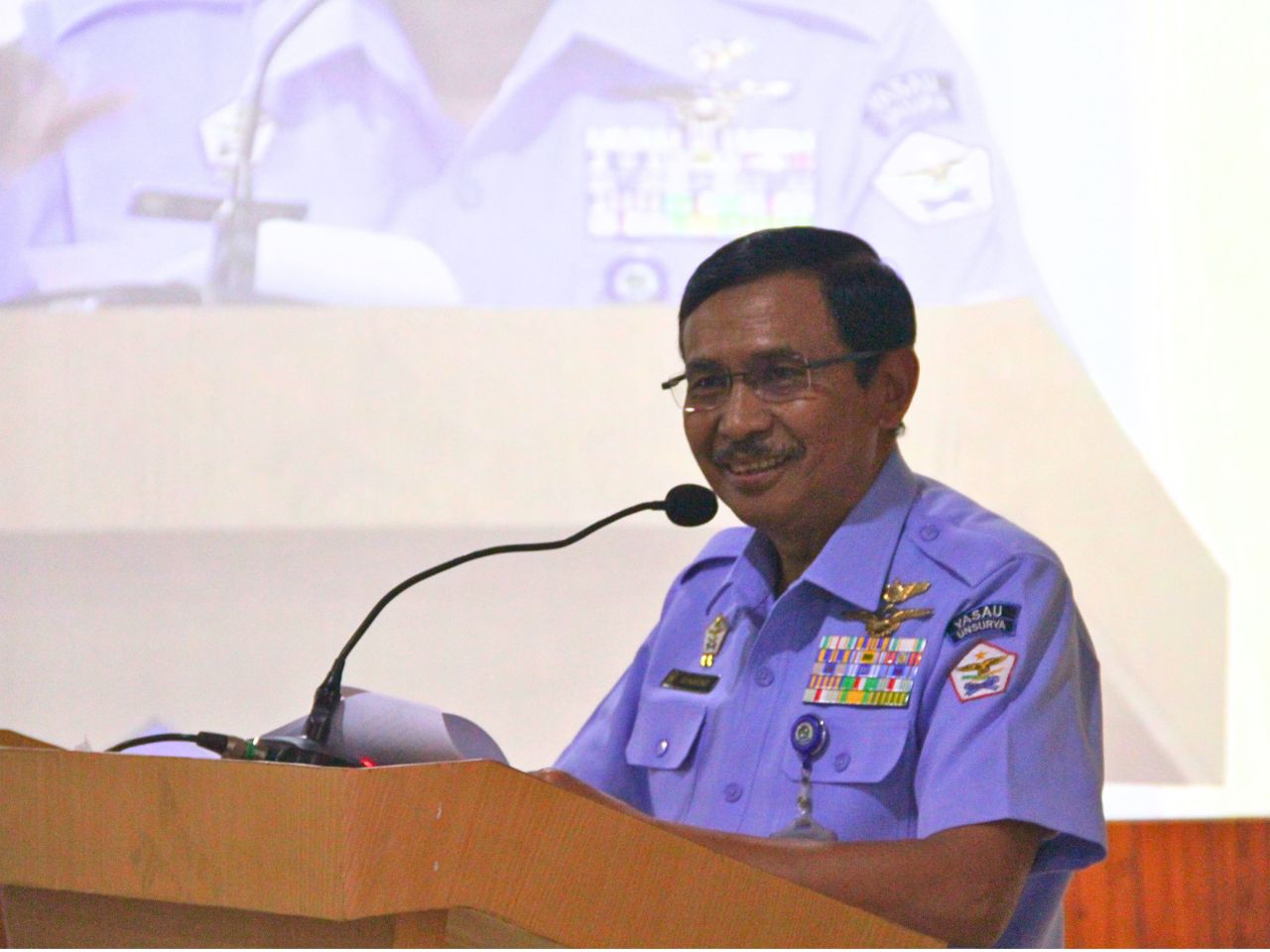 Rektor Unsurya, Marsda Tni Purn. Dr. Sungkono