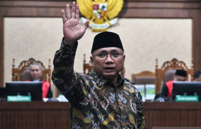 Yaqut Dlm Sidang