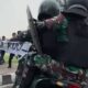 Yonif 203 Hadapi Pendemo