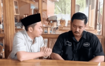 Penghulu KUA Mojoanyar Baharudin Viral Telah Minta Maaf