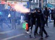 Demo Prancis
