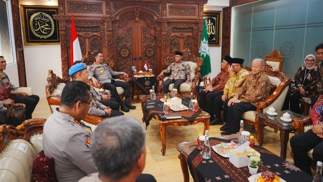 Gandeng Muhammadiyah Pbnu Kapolri Perkuat Barisan Perkuat Keamanan Hingga Akar Rumput