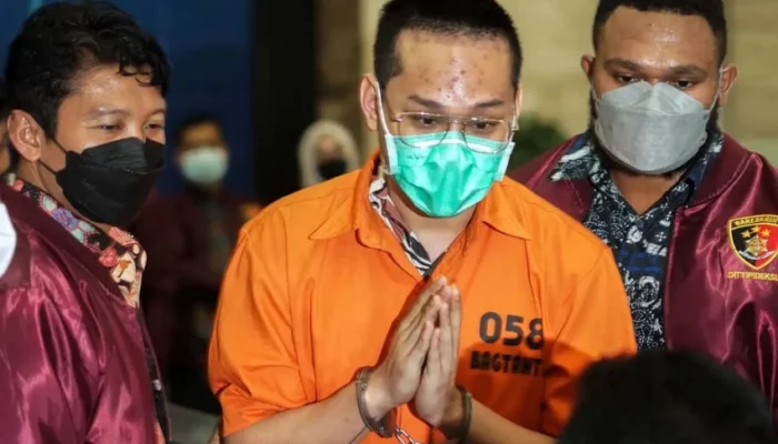 Pembebasan Bersyarat Indra Kenz Dicabut dan Harus Kembali ke Balik Jeruji