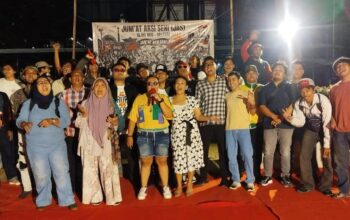 “Seni Melawan Diam” Menggema di TIM, Seniman Unjuk Karya dan Bersuara