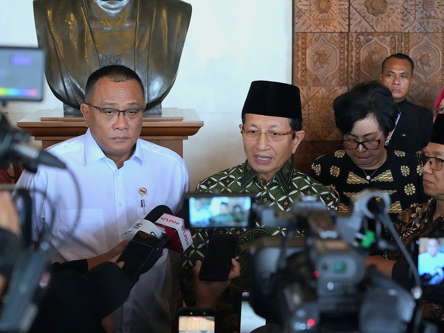 Jumhur Hidayat Dan Nasaruddin Umar