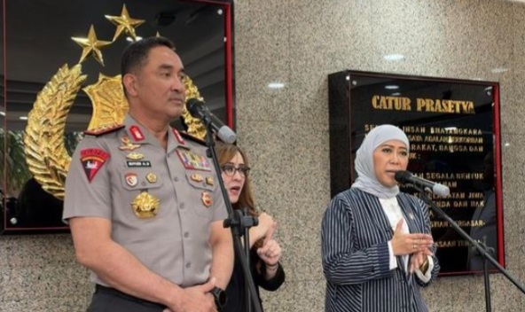 Kapolri N Menkomdigi