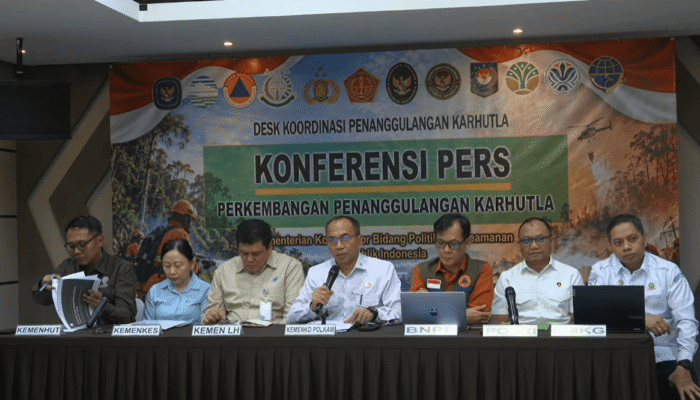 Pasukan Gabungan Dikerahkan Penuh Tangani Karhutla
