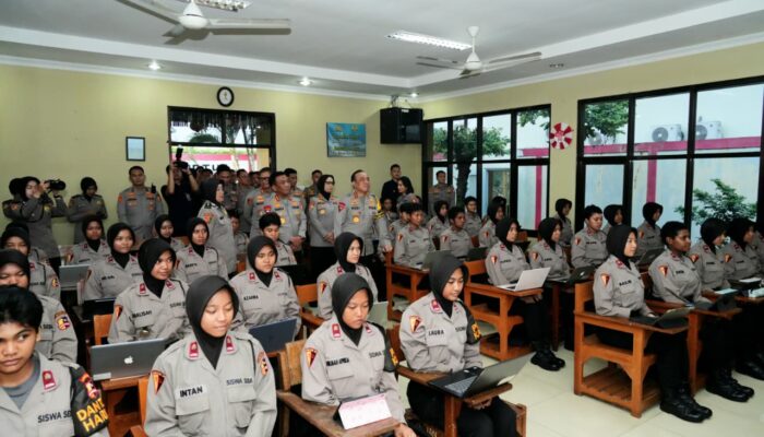 Dorong Sepolwan Naik Level, Wakapolri: Cara Belajar Berubah, Polwan Disiapkan Hadapi Tantangan Modern