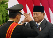 Pemberian Hormat Prabowo Subianto Ke Listyo Sigit