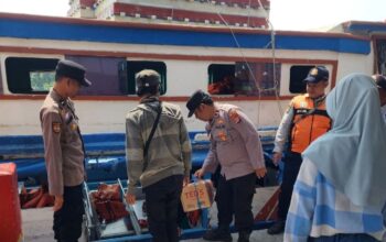 Polisi Sekat Dermaga Kepulauan Seribu, Cegah Mobilisasi Massa Demo Menuju Jakarta
