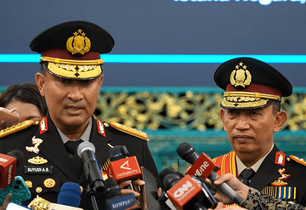 Suyudi Dan Listyo Sigit Di Istana