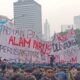 Demo Sumpah Pemuda di Jakarta Sempat Memanas, Mahasiswa Paksa Tembos Barikade Polisi