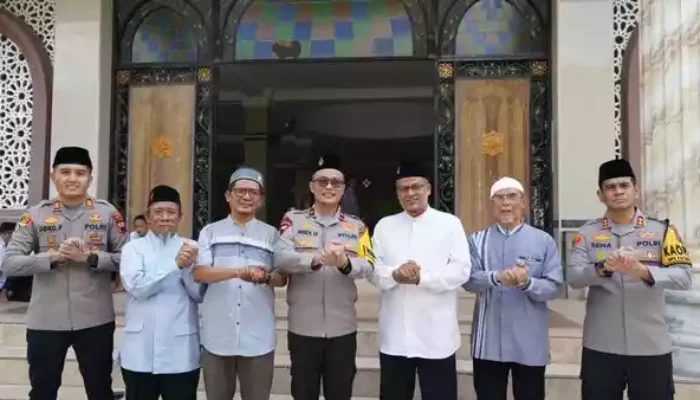 Perkuat Persatuan dan Kerukunan, Wakapolda Jateng Sampaikan Pesan Perdamaian di Ngruki